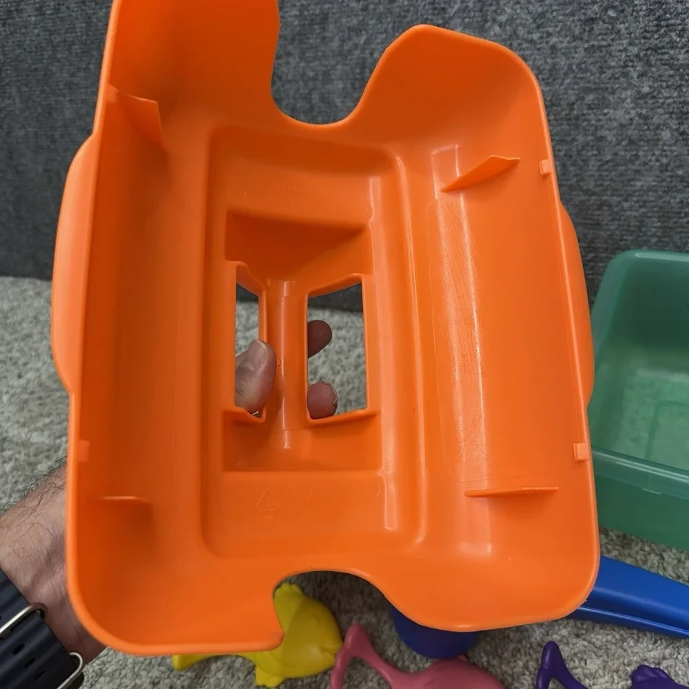 Vintage Little Tikes Catch & Count Fishing set tackle box pole kids toy (read)